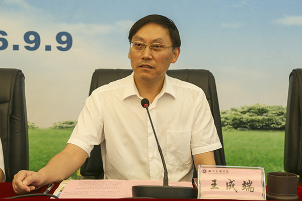 7F7A8103.JPG 7F7A8103.JPG